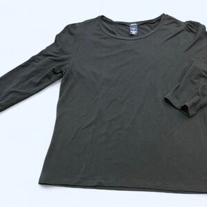 Gap Stretch 3/4 sleeve length Women’s Size XL Black shirt